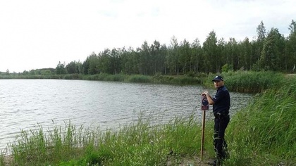 Ostrów Mazowiecka - Przedstawiciele straży rybackiej i policji kontrolowali w po