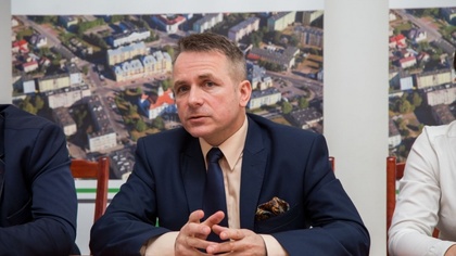 Ostrów Mazowiecka - Burmistrz Jerzy Bauer złożył projekt ustawy o dołączenie Ost