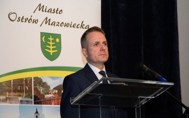 Ostrów Mazowiecka - Burmistrz Jerzy Bauer jest jednym z pięciu wyróżnionych za k