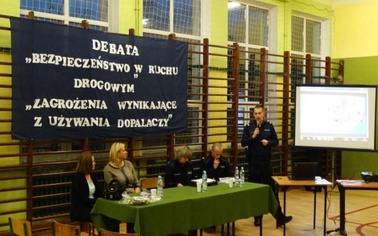 Ostrów Mazowiecka - Ostrowska policja zaprosiła mieszkańców Jelonek na debatę pt