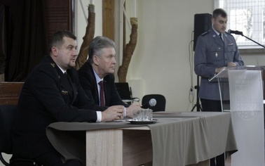 Ostrów Mazowiecka - Debata społeczna dotycząca stanu bezpieczeństwa na terenie p