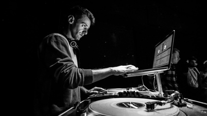 Ostrów Mazowiecka - Rozpocznij swoją przygodę z miksowaniem muzyki. Miejski Dom 