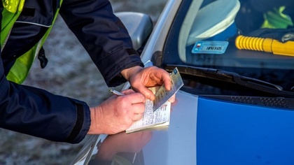 Ostrów Mazowiecka - Przed świętami stan niejednego konta topnieje szybciej, niż 