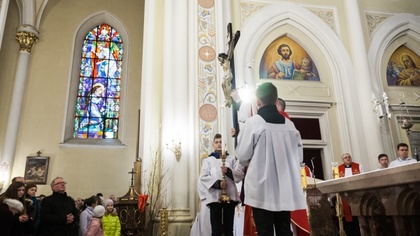 Ostrów Mazowiecka - Tysiące ostrowian i mieszkańców powiatu ostrowskiego wzięło 