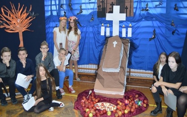 Ostrów Mazowiecka - Młodzież gimnazjalna Zespołu Szkół Publicznych nr 3 w Ostrow