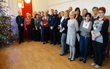 Ostrów Mazowiecka - Komendant Mirosław Olszewski pożegnał asp. szt. Elżbietę Kal