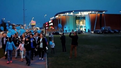 Ostrów Mazowiecka - Co roku, 2 kwietnia, w Światowy Dzień Świadomości Autyzmu Fu