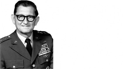 Ostrów Mazowiecka - Gen. Edward Rowny, doradca w zakresie kontroli zbrojeń prezy