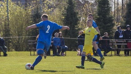 Ostrów Mazowiecka - Po rundzie wiosennej rozgrywek B klasy wielu kibiców wiązało