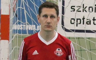 Ostrów Mazowiecka - 37-letni Karol Dmochowski będzie nowym szkoleniowcem piłkarz