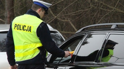 Ostrów Mazowiecka - Policjanci z nurskiego posterunku podczas patrolu zatrzymali