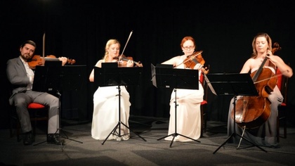 Ostrów Mazowiecka - Na deskach Sceny Kotłownia zaprezentował się kwartet smyczko