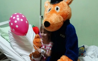 Ostrów Mazowiecka - Najmłodsi z niecierpliwością czekają na pierwszą gwiazdkę i 