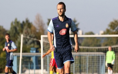 Ostrów Mazowiecka - 26-letni pomocnik Mateusz Sowa jest kolejnym zawodnikiem, kt