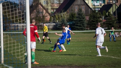 Ostrów Mazowiecka - Piłkarze MKS Małkinia w spotkaniu siódmej kolejki rozgrywek 