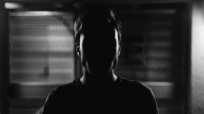 Ostrów Mazowiecka - 27-letni ostrowianin jest poszukiwany przez ostrołęcką proku