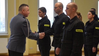 Ostrów Mazowiecka - Szeregi garnizonu mazowieckiego zasili 35 nowych policjantów