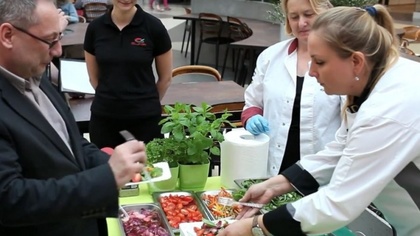 Ostrów Mazowiecka - Galeria Bursztynowa zachęca do obejrzenia relacji wideo z ak