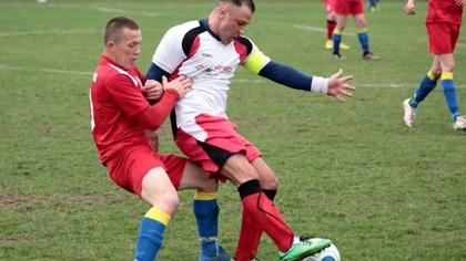 Ostrów Mazowiecka - Piłkarze KS Wąsewo w wyjazdowym spotkaniu szóstej kolejki ro