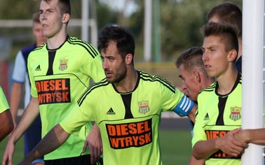 Ostrów Mazowiecka - Piłkarze Ostrovii Ostrów Mazowiecka w rundzie jesiennej rozg