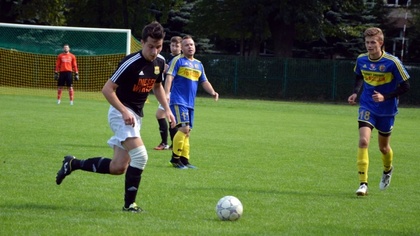 Ostrów Mazowiecka - Piłkarze Ostrovii Ostrów Mazowiecka wywalczyli ważny komplet