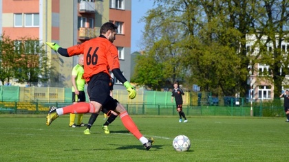 Ostrów Mazowiecka - Rozgrywki IV ligi mazowieckiej w grupie północnej i południo