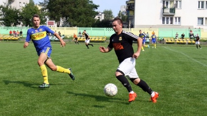 Ostrów Mazowiecka - W spotkaniu 8 kolejki rozgrywek ligi okręgowej w grupie Ciec