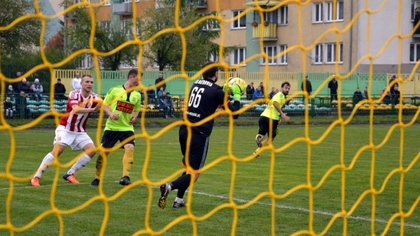 Ostrów Mazowiecka - Nie siedem, a nawet osiem zespołów może opuścić IV ligę mazo