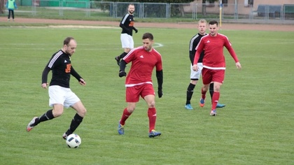 Ostrów Mazowiecka - Dużo emocji dostarczyła kolejna odsłona w rozgrywkach IV lig