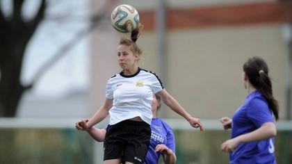 Ostrów Mazowiecka - Piłkarki Ostrovii Ostrów Mazowiecka doznały pierwszej porażk