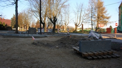Ostrów Mazowiecka - Przy ulicy Rubinkowskiego powstaje nowy publiczny parking. N