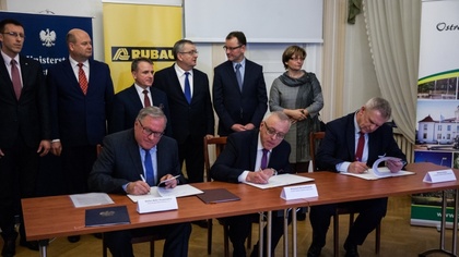 Ostrów Mazowiecka - Kolejna umowa na budowę odcinka drogi ekspresowej S61 został