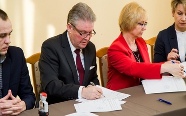 Ostrów Mazowiecka - W sali konferencyjnej ostrowskiego starostwa powiatowego prz