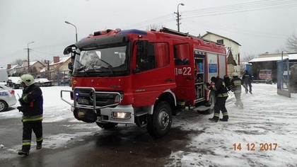 Ostrów Mazowiecka - Naczelnik Wydziału Kryminalnego zauważył dym wydobywający si