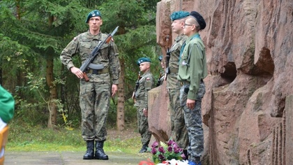 Ostrów Mazowiecka - Obchody upamiętniające pamięć i cześć ofiar karnego obozu pr