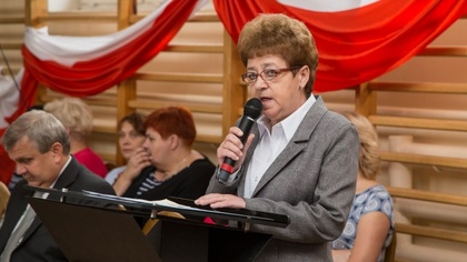 Ostrów Mazowiecka - Rozpoczął się nowy rok szkolny. Tradycyjny już widok uczniów