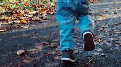 Ostrów Mazowiecka - W pobliżu kościoła przy ul. ks. Sobotki samotnie przebywała 