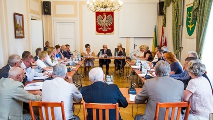 Ostrów Mazowiecka - Za tydzień, w poniedziałek, radni zasiądą do kolejnych obrad