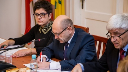 Ostrów Mazowiecka - Podczas zaplanowanej na środę 4 października sesji rady mias