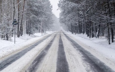 Ostrów Mazowiecka - W niedzielę na wschodzie spadnie śnieg. W pozostałych region
