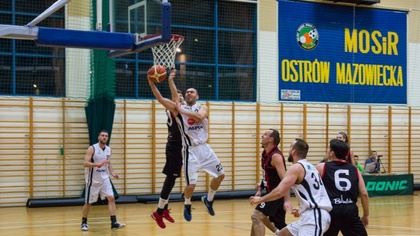 Ostrów Mazowiecka - Koszykarze Sokoła Ostrów Mazowiecka wyjazdowym spotkaniem z 