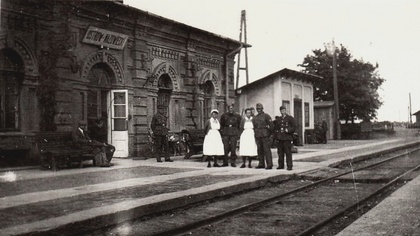 Ostrów Mazowiecka - Przedstawiamy archiwalną fotografię stacji kolejowej w Ostro