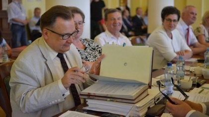 Ostrów Mazowiecka - Radni województwa mazowieckiego udzielili zarządowi absoluto