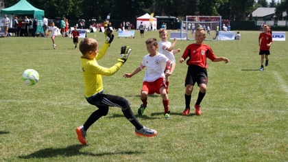 Ostrów Mazowiecka - Piłkarze Olimpii Zambrów i MKS Ciechanów wygrali rywalizację