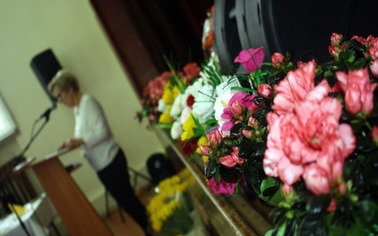 Ostrów Mazowiecka - Na uroczyste obchody Dnia Kobiet zaprosiły słuchaczki i słuc