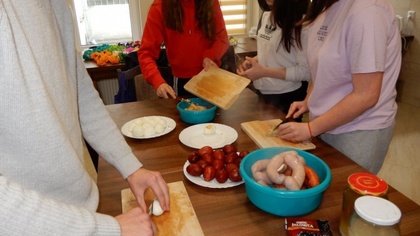 Ostrów Mazowiecka - W małkińskim klubie Senior+ z okazji zbliżających się świąt 
