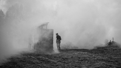 Ostrów Mazowiecka - Wójt gminy Ostrów Mazowiecka dla uczczenia 187 rocznicy wybu