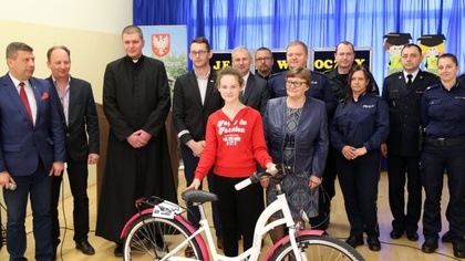 Ostrów Mazowiecka - Uczniowie ze szkoły w Zarębach Kościelnych spotkali się z po