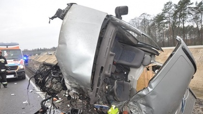 Ostrów Mazowiecka - Do poważnego wypadku doszło wczoraj w okolicach miejscowości