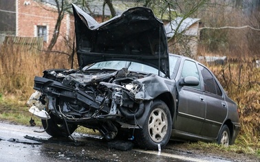 Ostrów Mazowiecka - Do poważnego zderzenia dwóch samochodów osobowych doszło w R